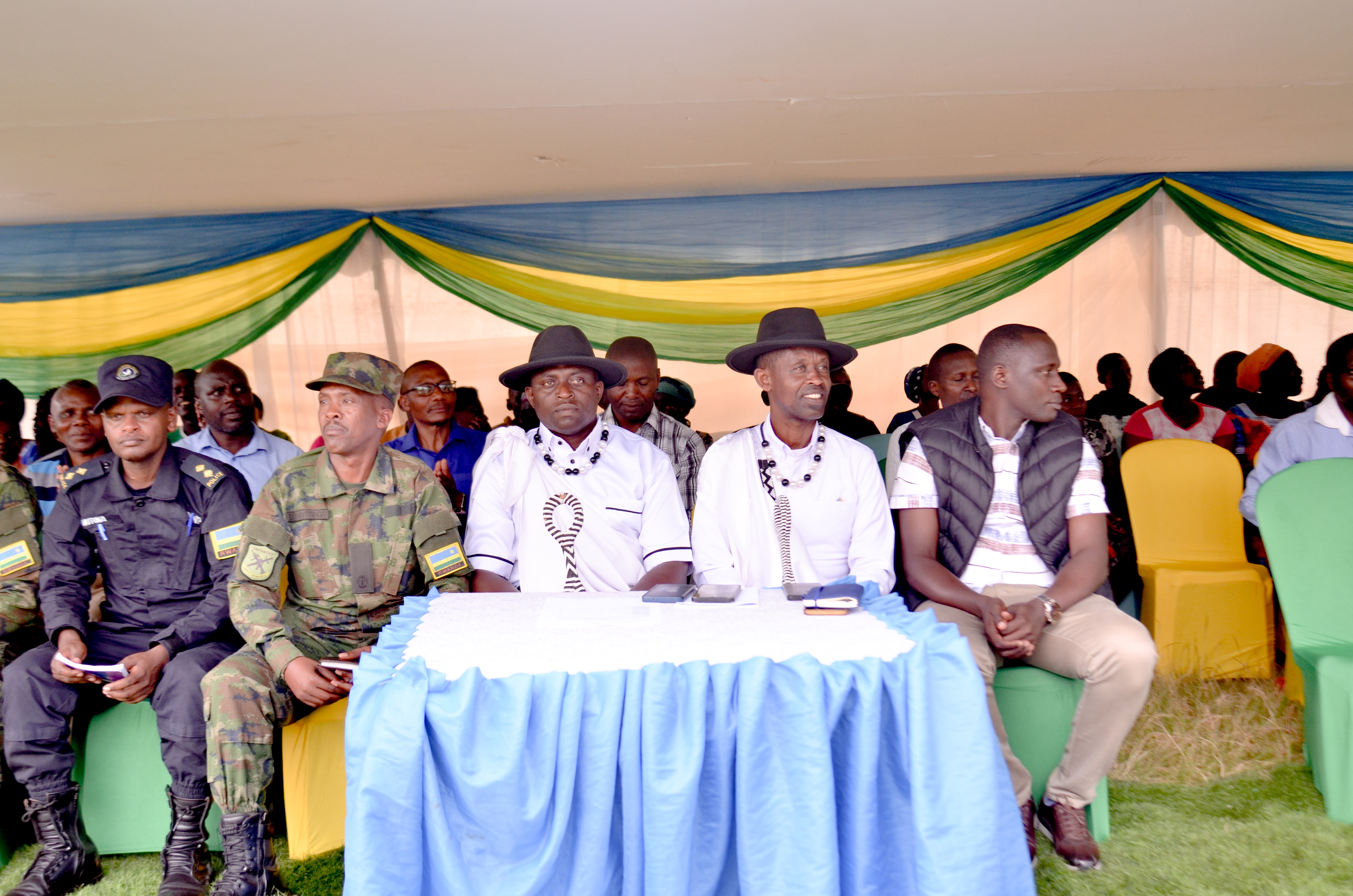 GICUMBI: URUBYIRUKO RWASABWE GUSHYIRA MU BIKORWA IMPAMBA Y'UBUMENYI ...